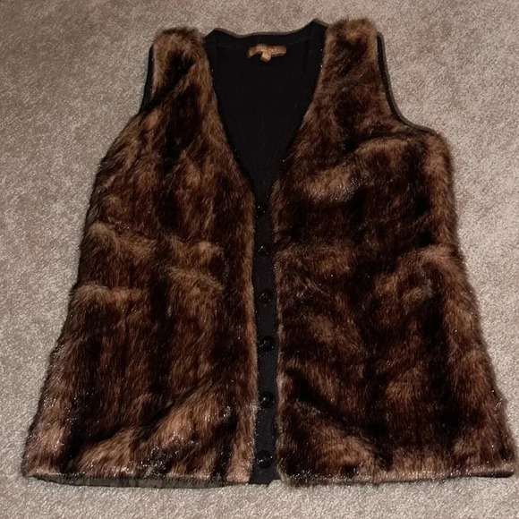 Ellen Tracy Faux Fur Vest - Brown - Large. GG - Picture 1 of 5